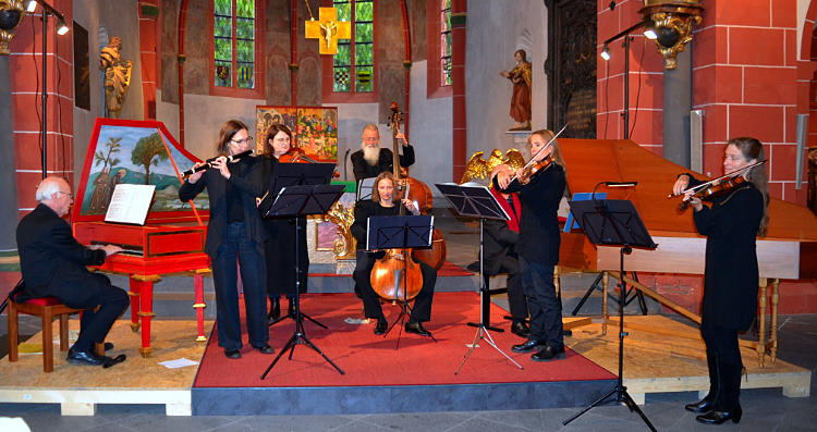 Ein seltenes Klangerlebnis ließ das Ensemble Musici di Sayn mit den beiden Cembali in der Abteikirche Bendorf-Sayn Wirklichkeit werden. (Foto: Eberhard Thomas Müller)